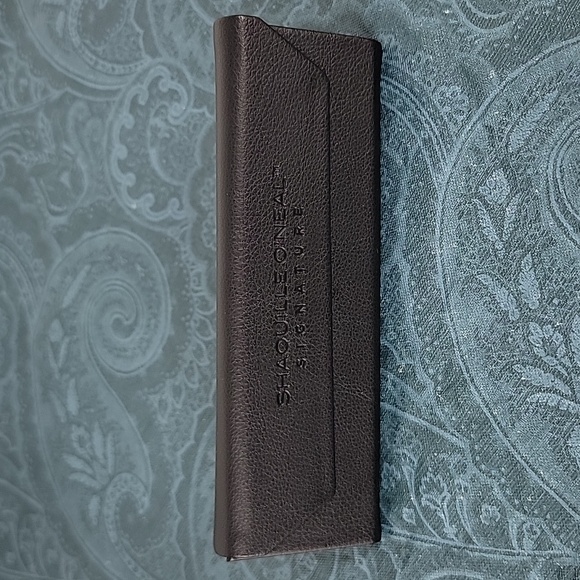 Shaquille O'Neal Black Eyeglass Case (Case Only) - Picture 1 of 11